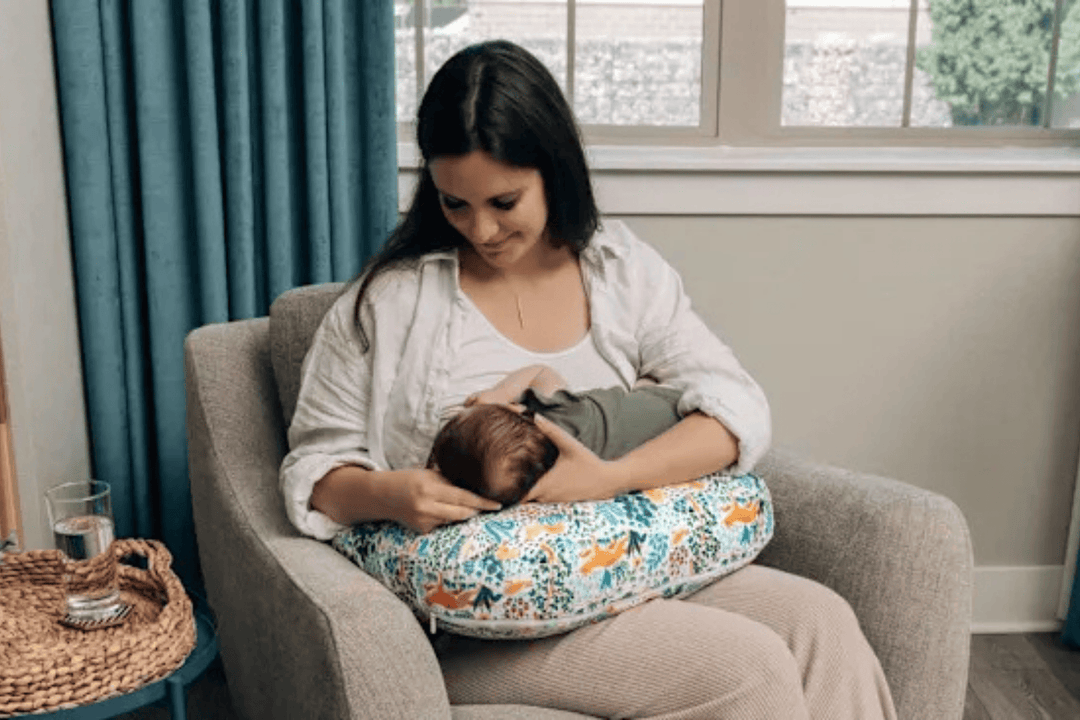 Breastfeeding Cushion Buying Guide: How to Choose the Right Shape